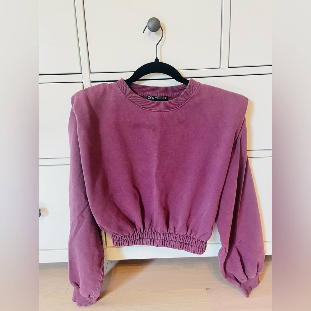 Zara Cropped Sweater w/Shoulder Pads